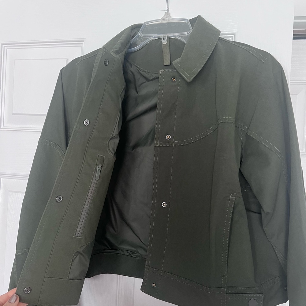 Lululemon Collared Jacket - Picture 5 of 5